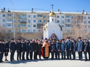 Сотрудники и ветераны УФСИН приняли участие в общегородском Пасхальном Крестном ходе, приуроченном к 81-й годовщине Победы в Великой Отечественной войне
