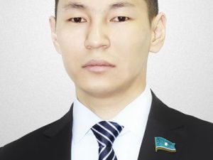 Летней ночью в Якутске разбуянился народный депутат! Уголовное дело пока не возбуждено, ведь он спецсубъект