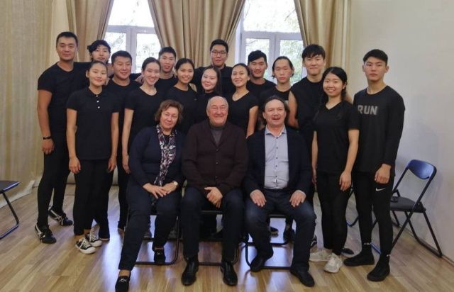 Министр культуры Якутии соболезнует