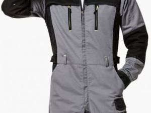 В Якутске бывший работник магазина похитил спецодежду