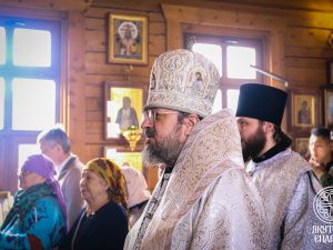 В Лазареву субботу Архиепископ Роман совершил Литургию в Спасском монастыре