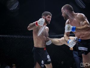 Фоторепортаж: турнир по смешанным единоборствам Eagles FC 53 в Якутске