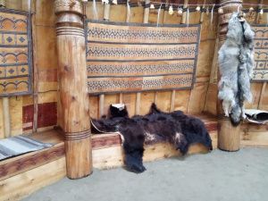 Юрий Куприянов поздравляет с 75-летием народного мастера Якутии Бориса Федоровича-Мандар Уус