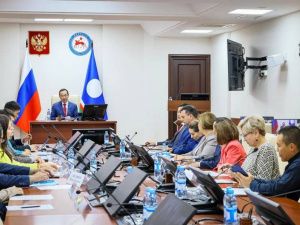 Глава Якутии провел встречу с членами координационного совета по предпринимательству
