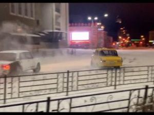 Сюжет в развитии: ГИБДД Якутска нашла участников "советского дрифта"