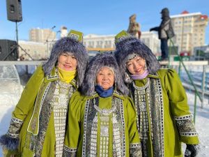 Народные мастера прошествовали по улицам Якутска