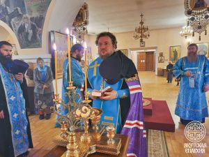 Православные христиане отмечают праздник Покрова Пресвятой Богородицы