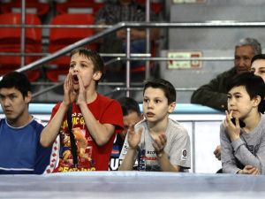 Международный турнир по вольной борьбе на призы Акционерной компании «Железные дороги Якутии» выявил сильнейших юных борцов