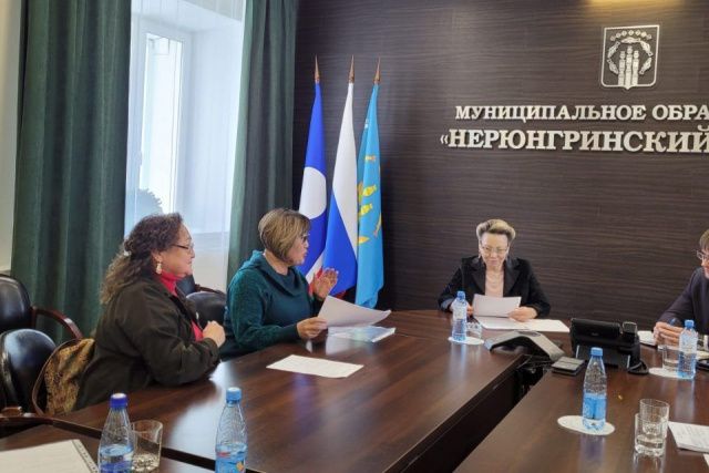 Галина Данчикова проверила решение вопросов якутян, поступивших во время региональной недели