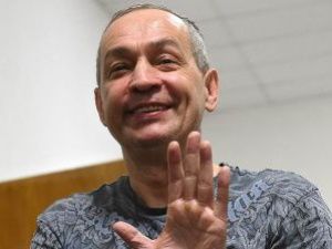 Бывшему чиновнику-миллиардеру грозит суровый приговор