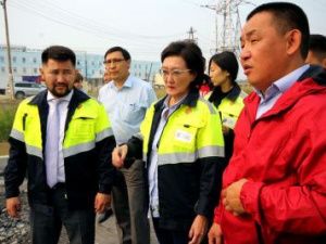 Мэрия Якутска разрывает очередной контракт на ремонт дорог