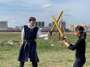 Захватывающий истфест в Якутске: арбалеты, мечи и рыцари