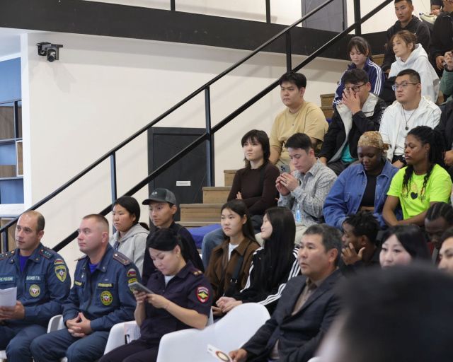 Иностранные студенты приняли участие в фестивале «Молодежь за безопасную среду» в Якутске