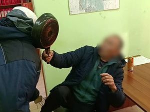 В Якутии охотник избил знакомого до смерти сковородкой