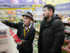 Глава города Якутска Евгений Григорьев принял участие в акции «Ёлка добра»