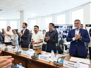 Айсен Николаев поручил восстановить балаган Гавриила Иосифовича Чиряева в селе Сыдыбыл Вилюйского района