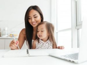 МАМА-ПРЕДПРИНИМАТЕЛЬ. СОЮЗ ЖЕНСКИХ ОРГАНИЗАЦИЙ ПРЕДЛАГАЕТ ЯКУТЯНКАМ РАССКАЗАТЬ СВОИ ИСТОРИИ УСПЕХ