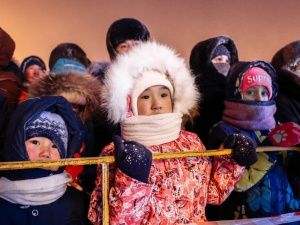 В Якутске зажглась новогодняя елка. До Нового года осталось 30 дней