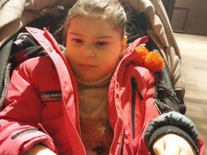 Помочь может каждый. Открыт сбор средств на покупку инвалидной коляски для 9-летней Ангелины