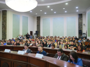 Представители участковых избирательных комиссий высоко оценили работу Окружной администрации Якутска за 2025 год