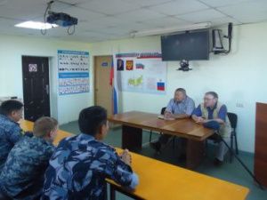 Ветераны УФСИН встретились с личным составом следственного изолятора