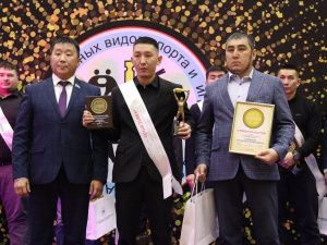 Лучшие спортсмены по национальным видам награждены ассоциацией «Сахаада-спорт»