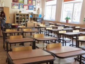 В Якутии выявили свыше 1000 нарушений в сфере обеспечения безопасности в школах и детских образовательных организациях