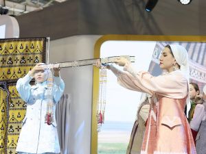 На выставке «Россия» состоялась свадьба по древним якутским традициям