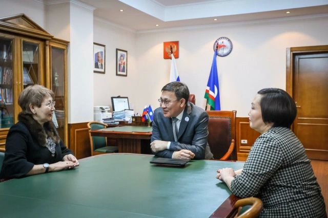 Георгий Михайлов поблагодарил активистов  движения «Волонтеры Саха-Питер»