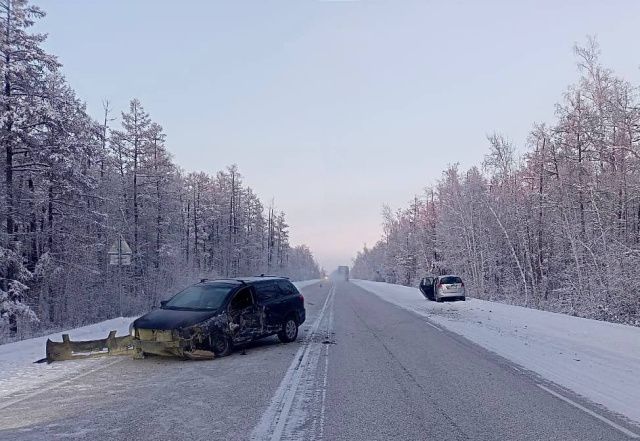 Авария под Техтюром: В столкновении двух «Тойот» пострадали женщина и 13-летняя девочка. В машине находился младенец