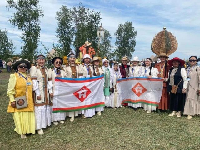 Делегация из Якутска успешно выступила на «Ысыахе Олонхо»