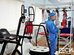 Ввести квоты на заочное образование и двойные медицинские полисы предложили участникам СВО