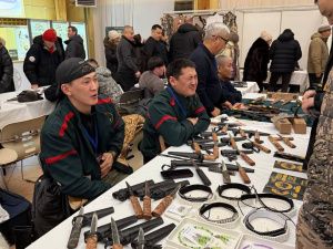 Фоторепортаж с главной выставки кузнецов «Дархан Уус»