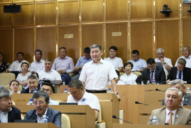 Новый министр по развитию Арктики сложил полномочия народного депутата