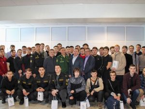 В Якутске отметили День призывника