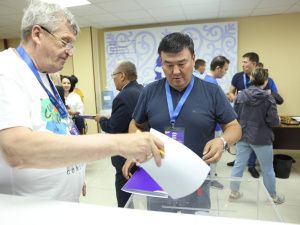 Айсен Николаев возглавит список «Единой России» на выборах в Якутскую городскую думу