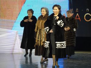 Ценителей красоты, стиля и грации собрал ДДН им. А.Е. Кулаковского на знаковом проекте этой зимы – бренд-подиуме «САХА СТИЛЬ»