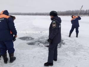 Спасатели нашли тело мужчины, провалившегося под лед на реке Колыме