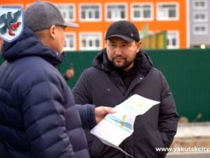 Евгений Григорьев проинспектировал ремонт дорог и дворов