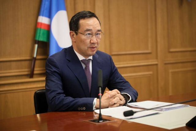 Глава Якутии обозначил новые задачи по борьбе с COVID-19 в районах и городах республики