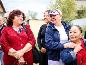 В 17-м квартале Якутска начался снос аварийного многоквартирного дома