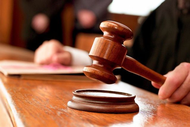 В селе Саскылах покусанные собаками пенсионер и ребёнок получат по 45 тысяч рублей