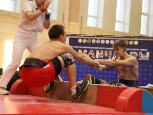 В Якутске завершился республиканский турнир по мас-рестлингу «Новые имена»