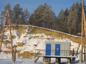 В Кангалассах с обрыва сорвался мальчик