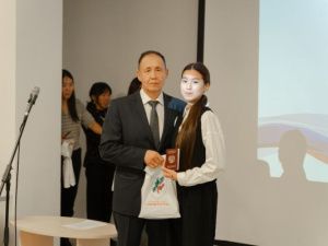 Школьникам Якутска вручили паспорта на встрече в честь Первого Президента М.Е. Николаева