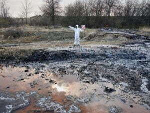 В Алданском районе Якутии жители заметили загрязнение ручья Рябиновый, который является притоком ручья Курунг-Сала