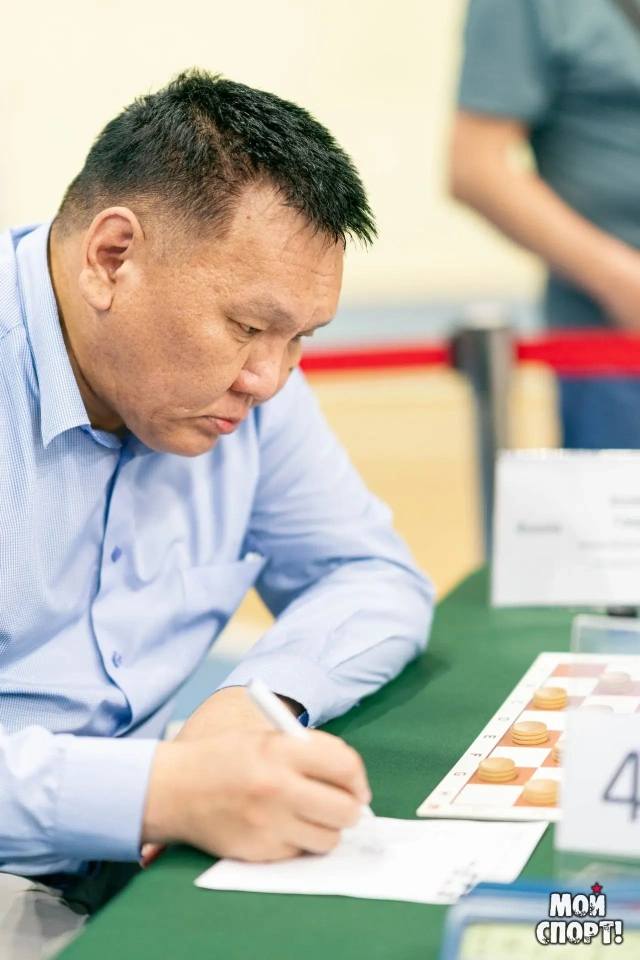 7 якутян вошли в ТОП - 20 шашистов мира