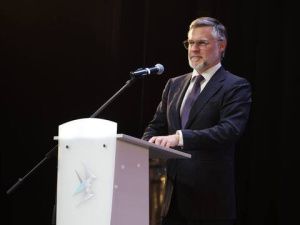 Кирилл Бычков поздравил со 100-летним юбилеем экономической службы Якутии
