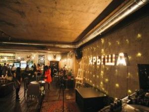 Мужчина, избивший до смерти посетителя в рестобаре «Крыша», находится под домашним арестом