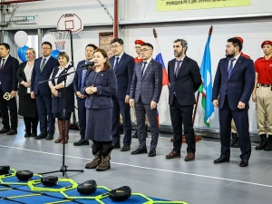В Якутске состоялось торжественное открытие спортзала для школы №10, построенного на средства президентской дальневосточной субсидии